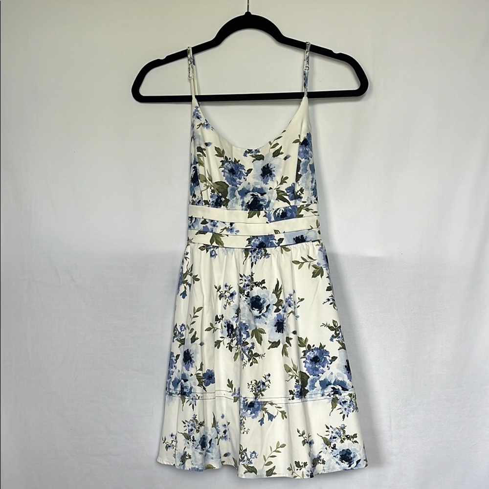 Mi ami Blue and White Sleeveless Sundress